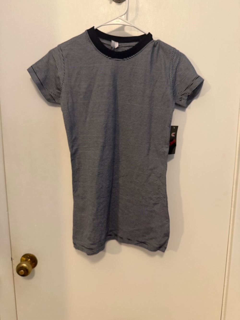 Classic Children’s Navy & White Striped Crewneck Tee SZ L NWT